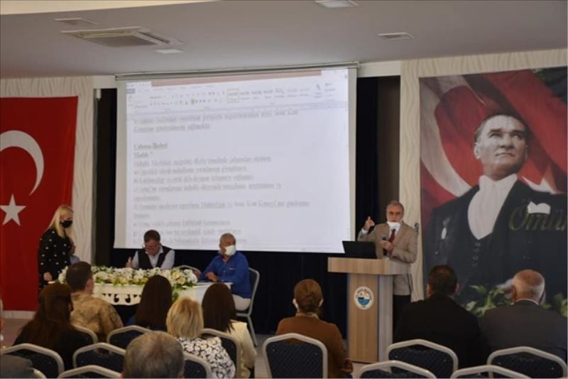 Prof. Sayek yeniden Arsuz Kent Konseyi başkanı