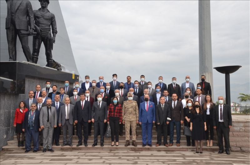 Öğretmenler, günlerinde taleplerini sıraladı