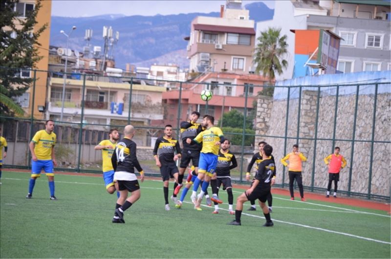 İskenderun Yıldız Spor 15 puanda