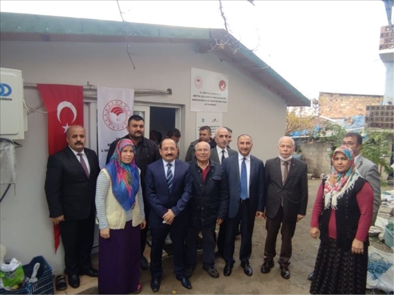 Kadınlara balık ağı atölyesi