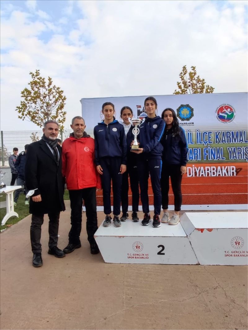 HBB atlet takımlarından 2 derece