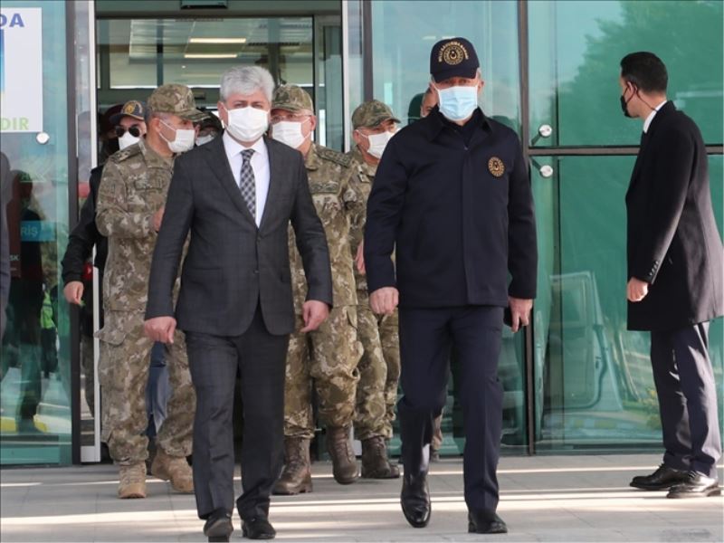 Bakan Akar ve komuta kademesi Hatay´da