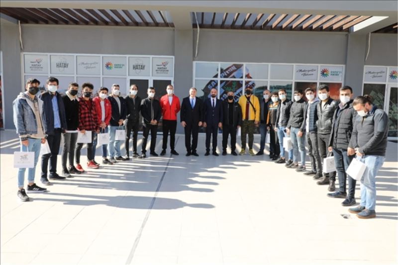 Başkan Savaş y ve z kuşağını dinledi