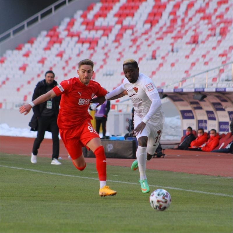 Atakaş Hatayspor, Sivasspor´la yenişemedi: 1-1