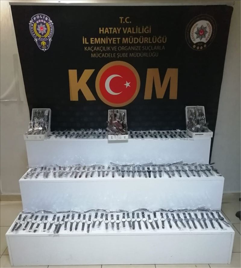 Polisten eşya kaçakçılığı operasyonu