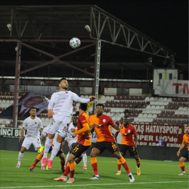 Galatasaray, şampiyonluk iddiasını Hatay´da zayıflattı