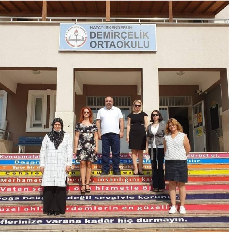 Ortaokuldan 5 ortaklı Erasmus projesi