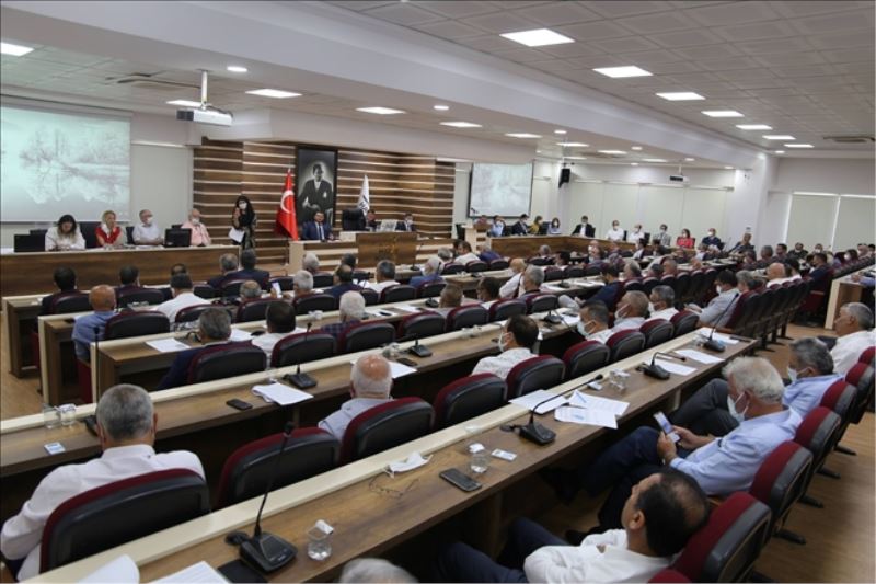 Meclis, Atatürk´e saldırıları kınadı