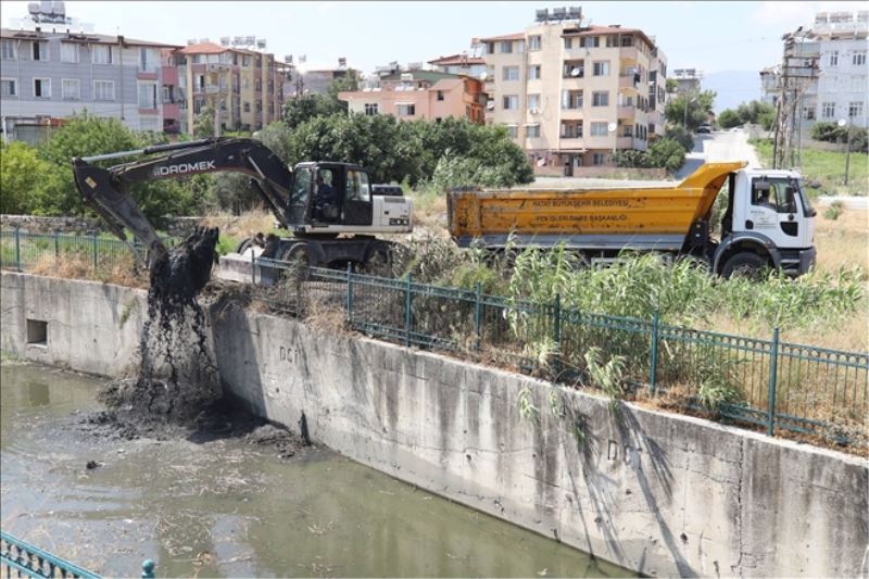 Dere yataklarında temizlik