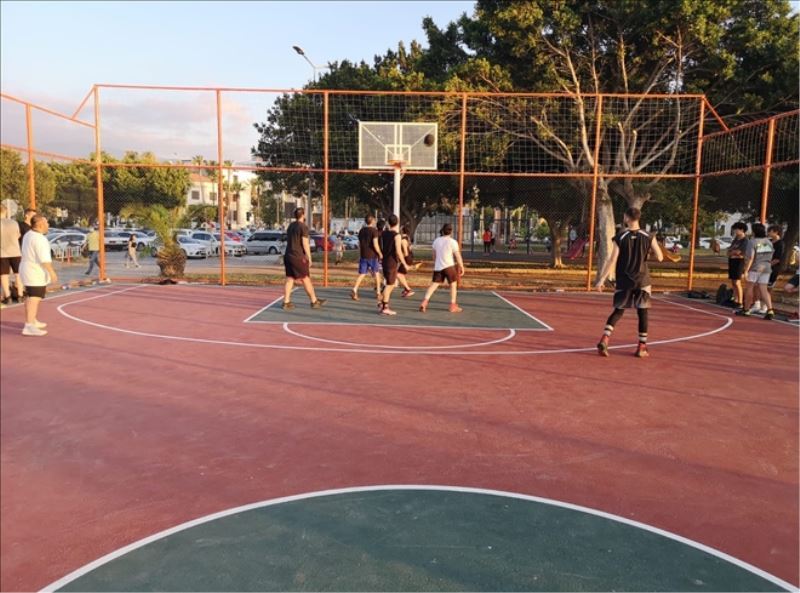 Belediye, spor tesislerini onardı