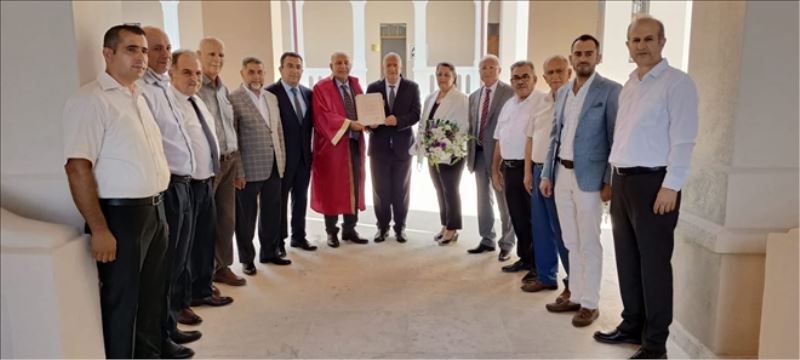 Türkiye´de yılın ahisi Behzat Böke´ye kutlama