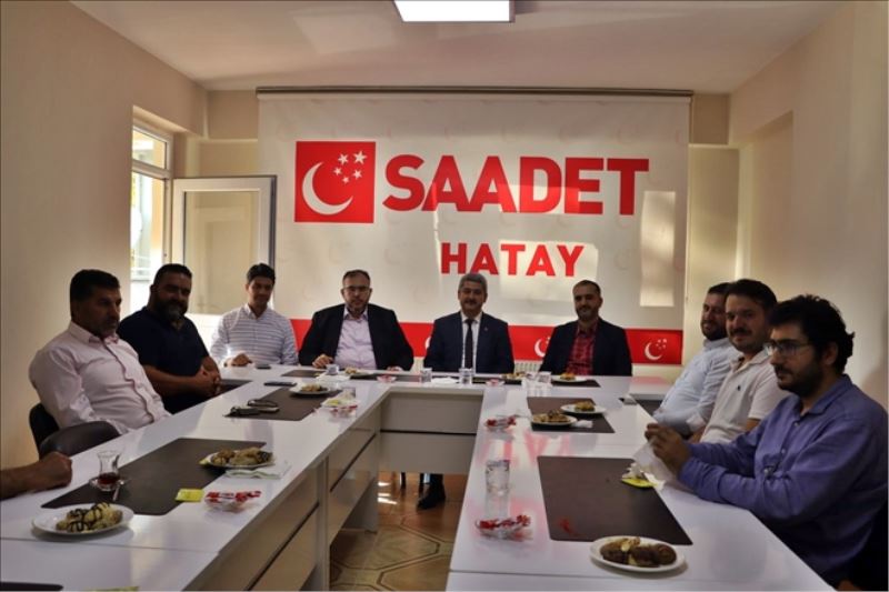 Dernekten SP´ye ´hayırlı olsun´ ziyareti