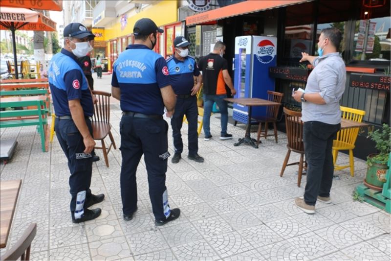 Zabıtadan ´kaldırım işgali´ denetimi