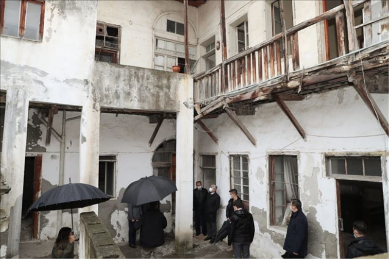 Eski yapılarda inceleme