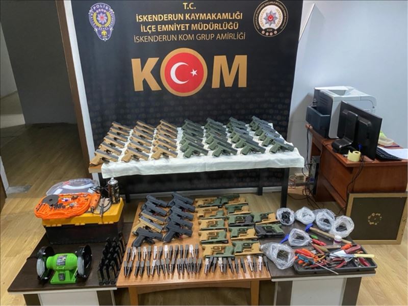 Belen´de Kaleşnikof silah ele geçirildi