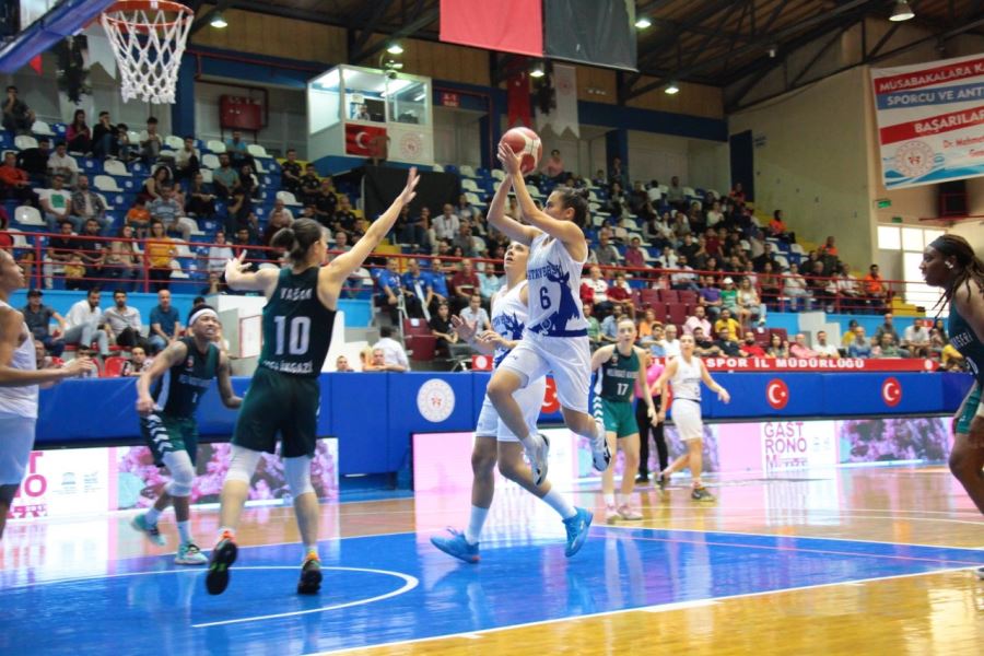 Hataylı kadınlar 89-70 yendi