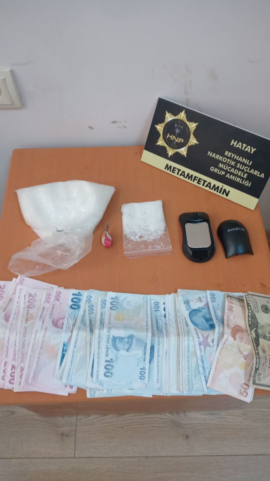 Uyuşturucu operasyonları sürüyor