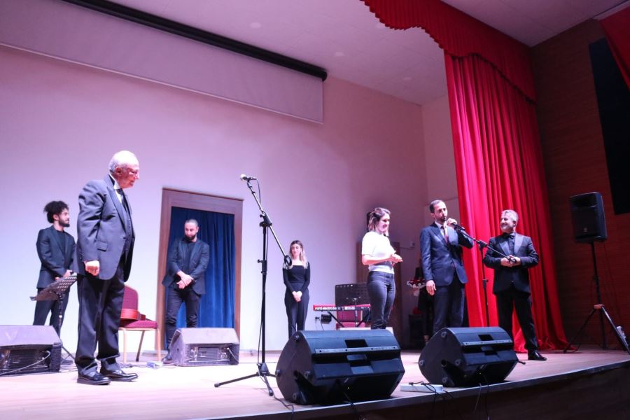 Altan Erkekli, 