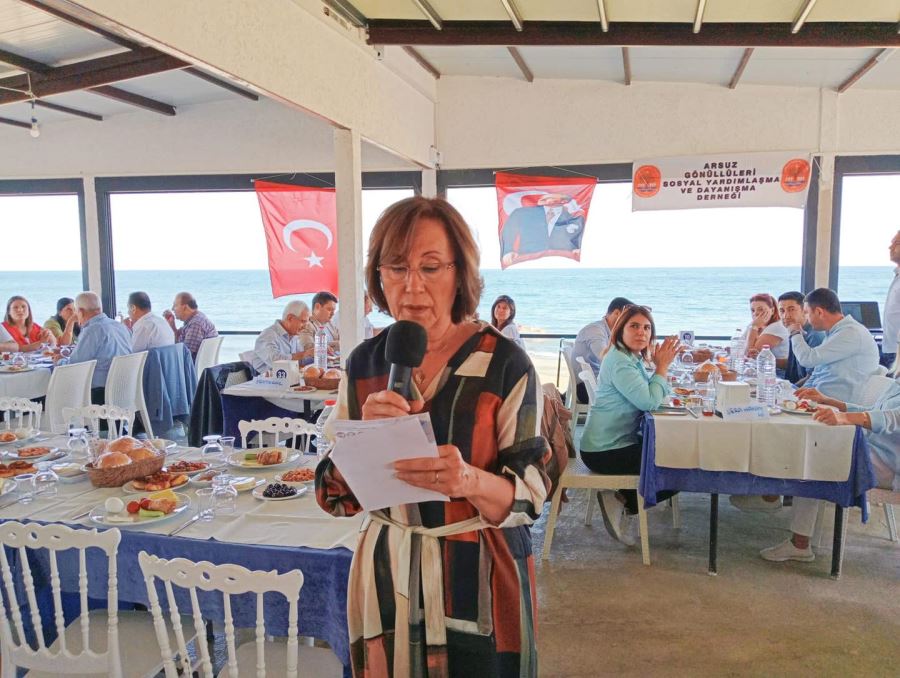 Arsuz’un ‘eğitim gönüllüleri’ buluştu