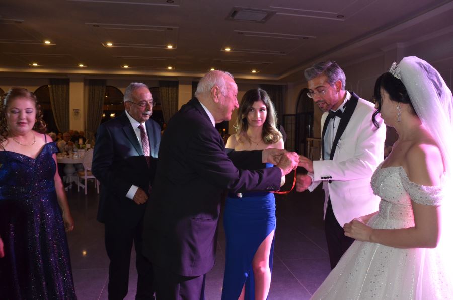 Murat ve Seren yaşamını birleştirdi