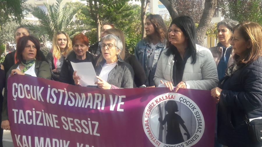 Kadınlar çocuk istismarını protesto etti