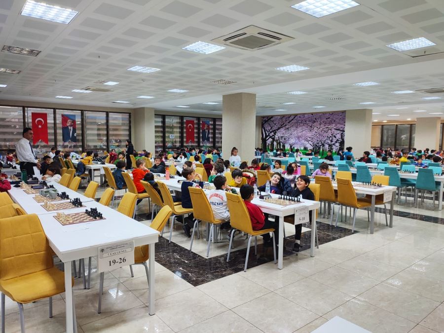 Hatay satranç küçükler-yıldızlar turnuvası sona erdi.