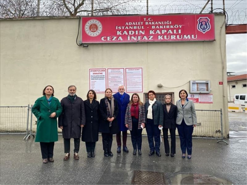 CHP´li kadın vekillerden Kabaş´a ziyaret