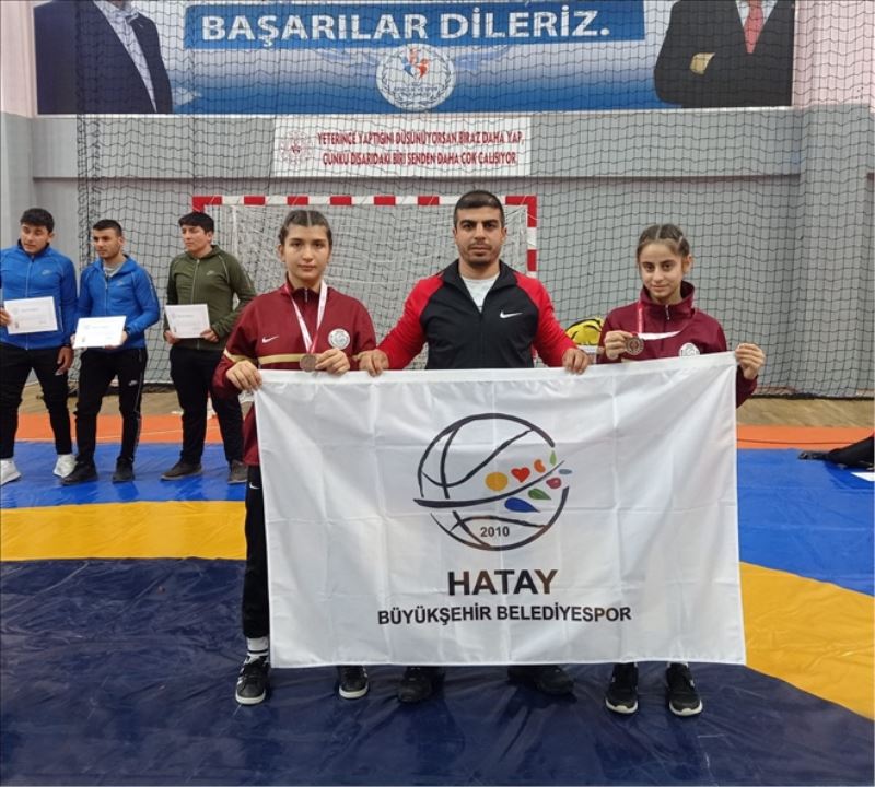 HBB´li güreşçileren 2 derece