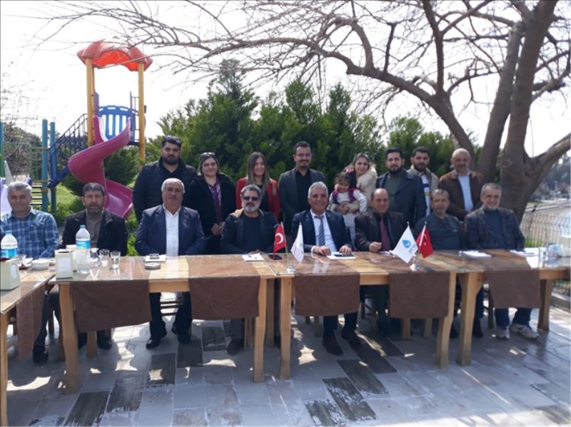 DEVA Partisi, muhtarlarla buluştu