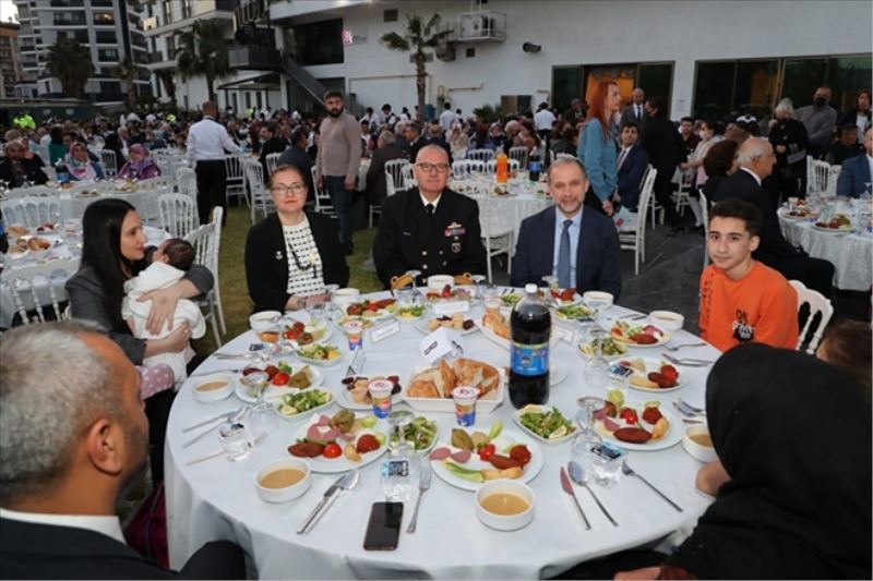 Şehit aileleri ve gazilere iftar