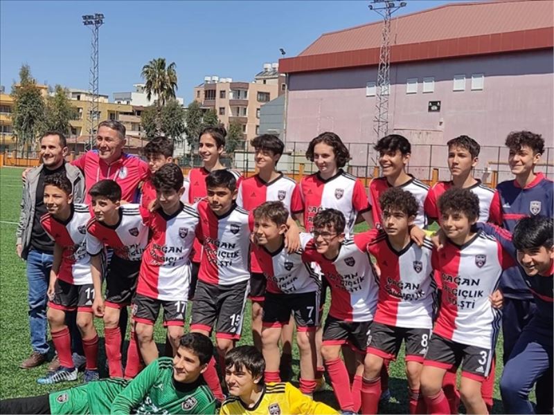 Poyraz´ın U 14 takımı şampiyon oldu