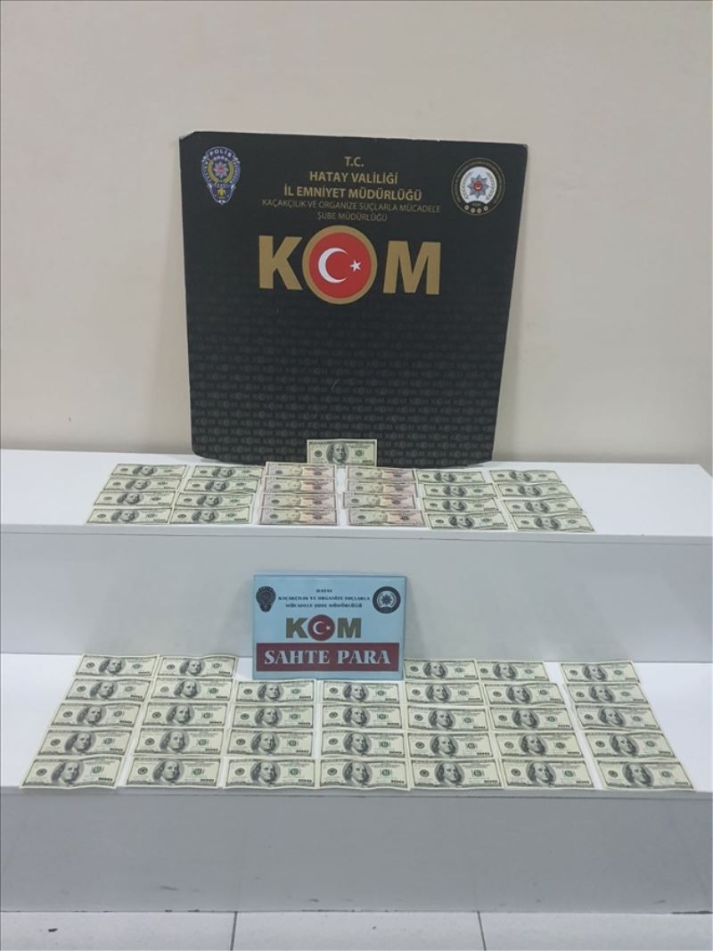 Araçta 5.400 sahte dolar ele geçirildi