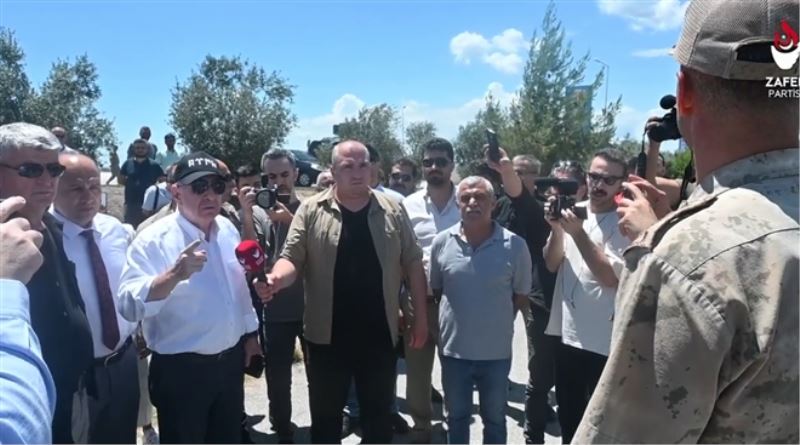 Ümit Özdağ, Erzin´de bekletiliyor