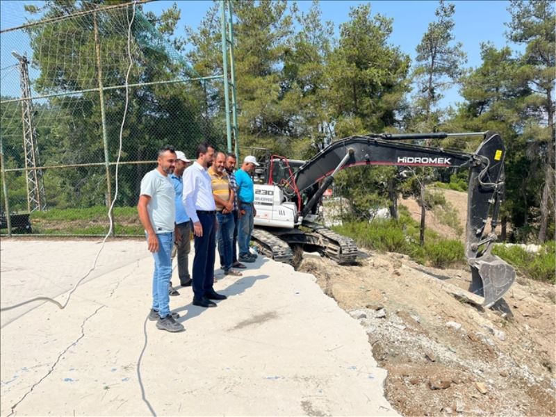 Halı sahada tadilat