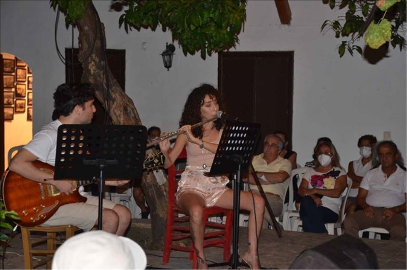 Açılış, Selin´in konseriyle