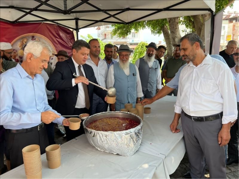 Arsuz ve İskenderun´da Aşure ikramı