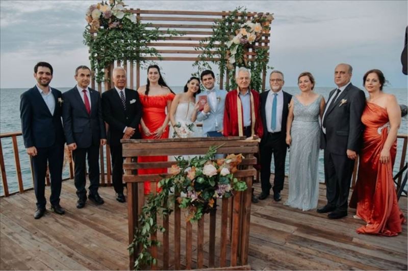 Sevdiler ve yaşamlarını birleştirdiler