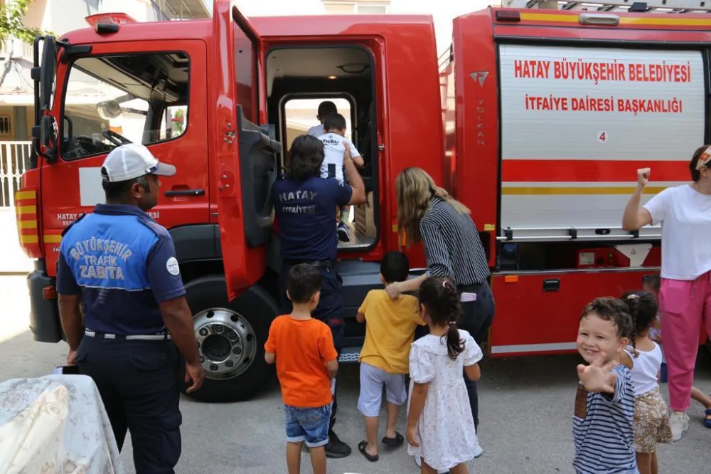 Öğrencilere yangın söndürme eğitimi