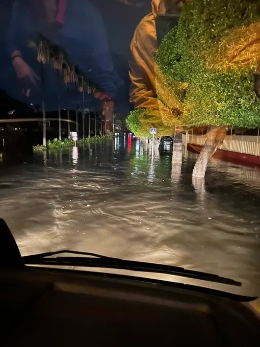 İskenderun’da yine deniz taşkını