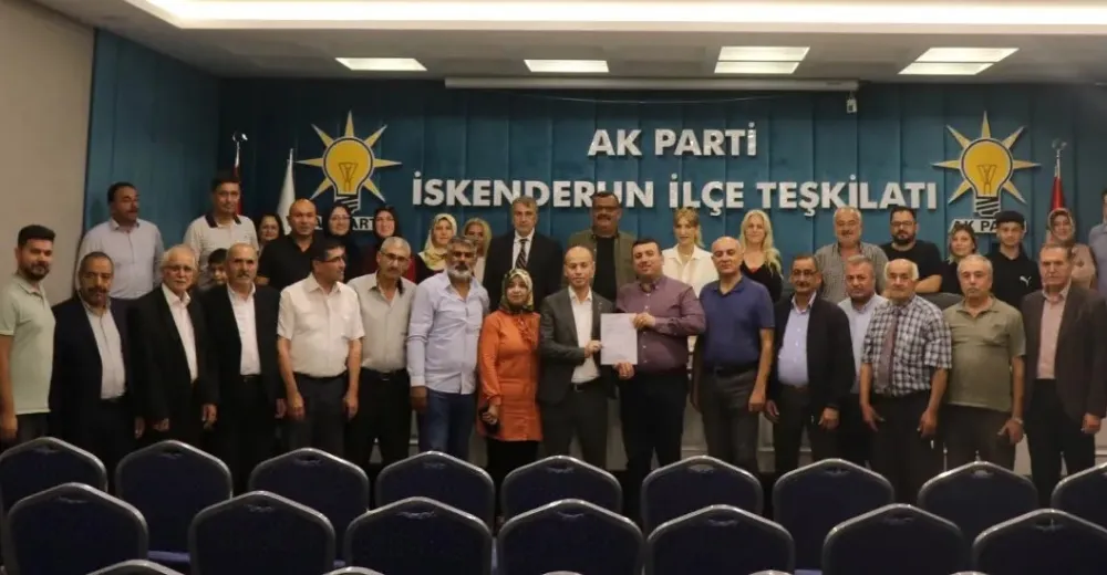 AKP’de aday hareketliliği meclis için...