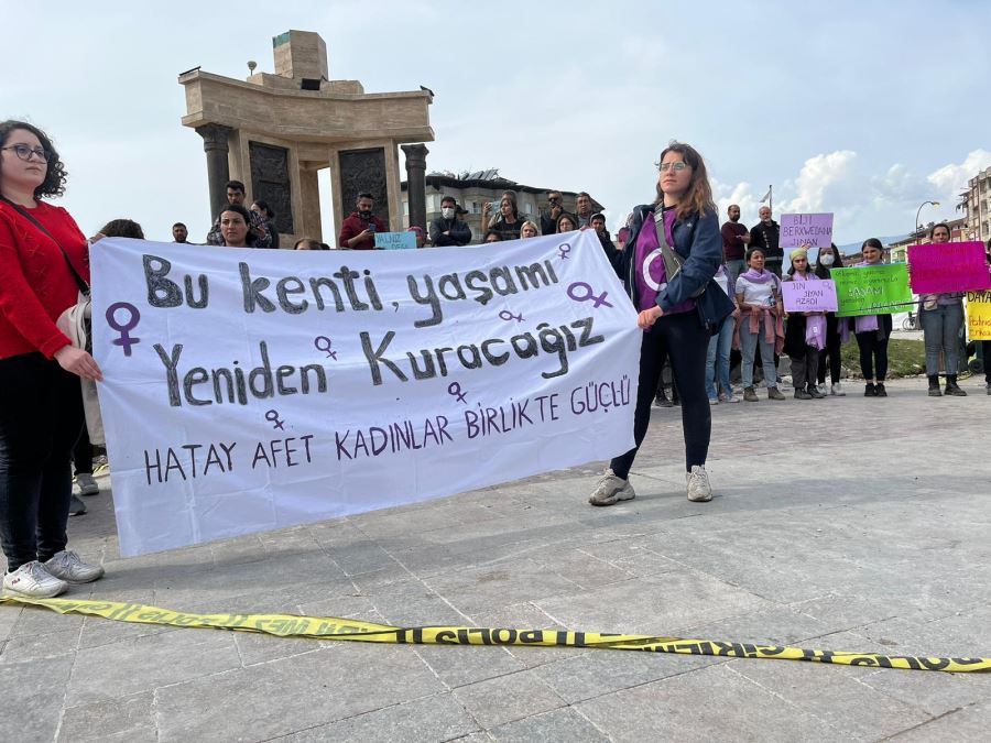Kadınlardan ‘yaşam zinciri’