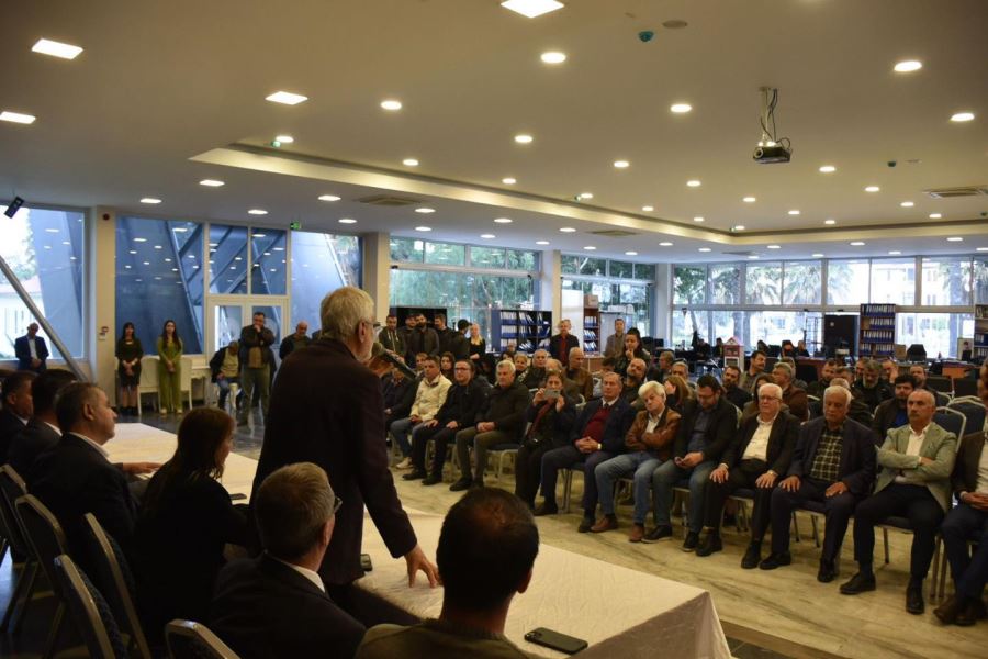 CHP adayları İskenderun ve Arsuz’da