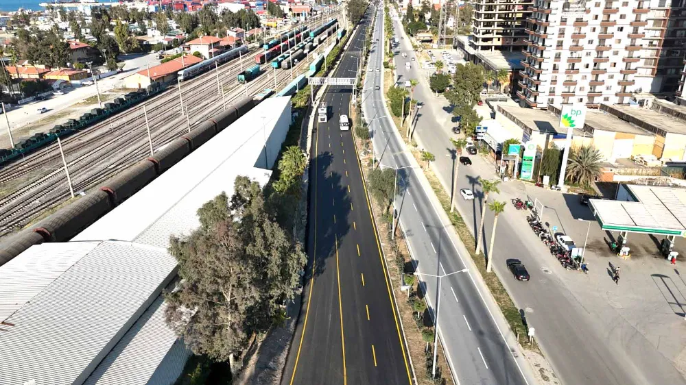 Muammer Aksoy Caddesi 3 şeritli oldu